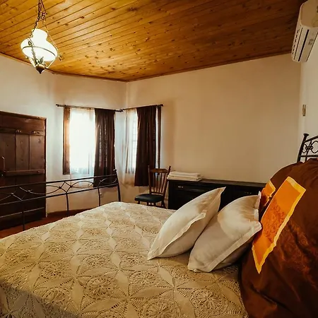 Zoev House Karlovo