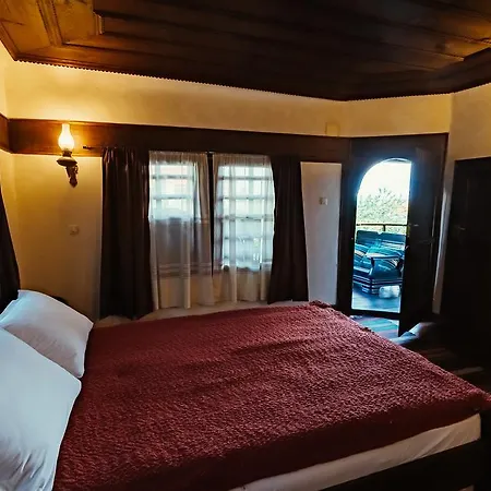 Vila Zoev House *
