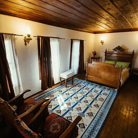 Zoev House فيلة كارلوفو