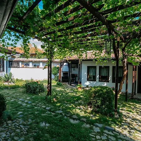 Zoev House Vila *